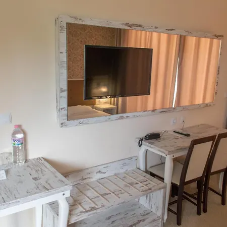 Отель Paraiso Theopolis 3*