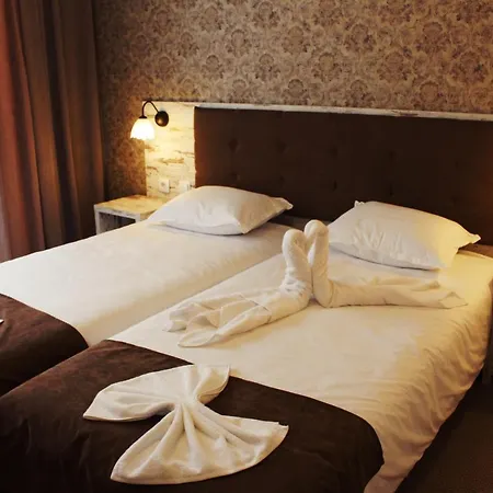Hotel Paraiso Theopolis 3*