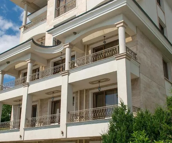 Paraiso Theopolis Обзор