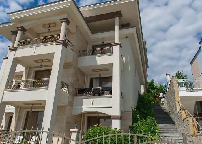 Отель Paraiso Theopolis 3*