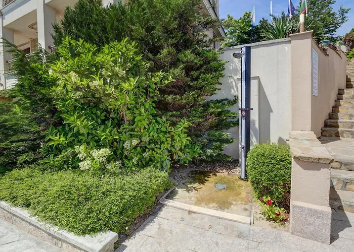 Отель Paraiso Theopolis Обзор