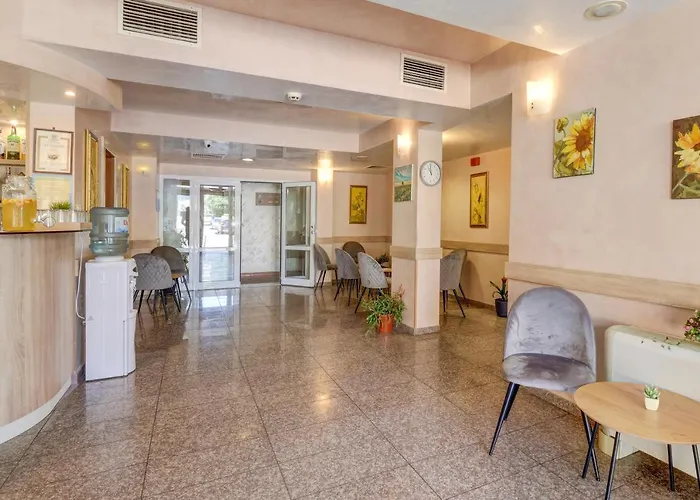 Paraiso Theopolis Отель