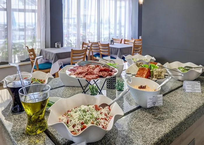 Отель Paraiso Theopolis