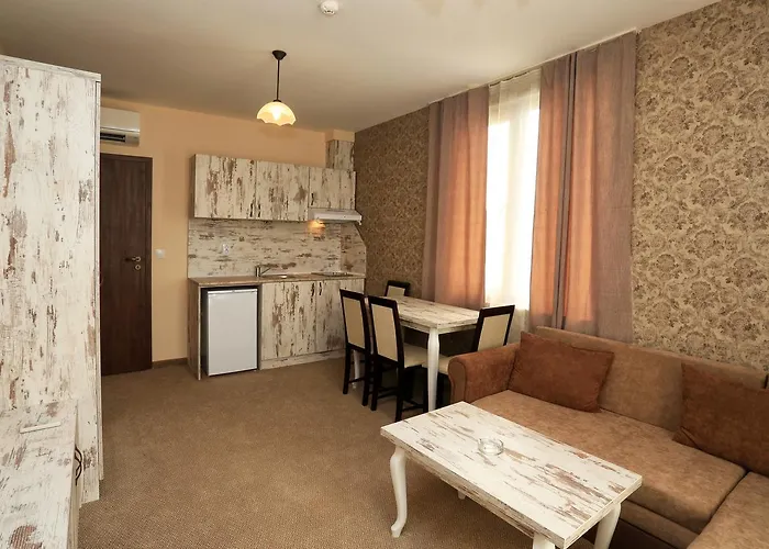 Отель Paraiso Theopolis